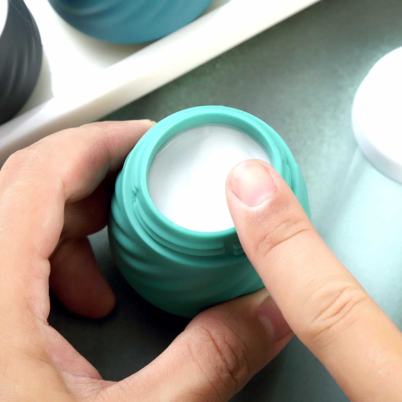 Gemice Travel Containers For Toiletries, Silicone Cream Jars Tsa Approved Travel Size Containers With Clear Bag, Leak-Proof Trav